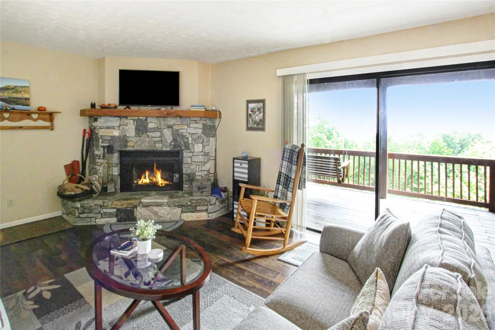 121 Toxaway Views Drive #504 Lake Toxaway, NC 28747