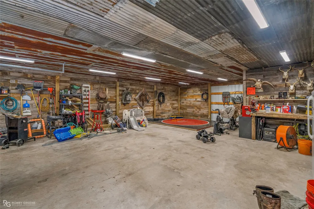 1652 Gravel Point Road Frierson, LA 71027