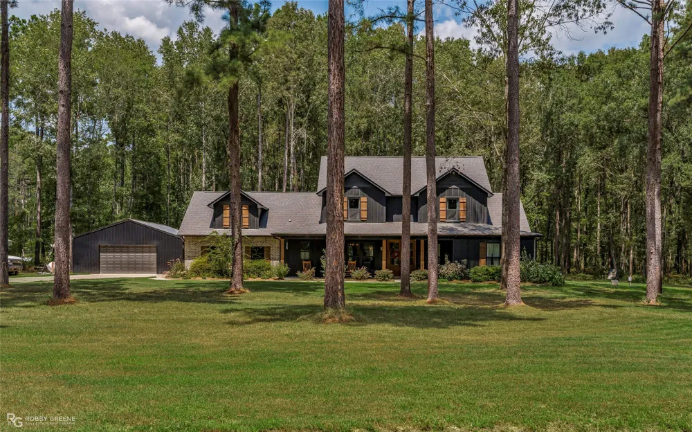 1652 Gravel Point Road Frierson, LA 71027