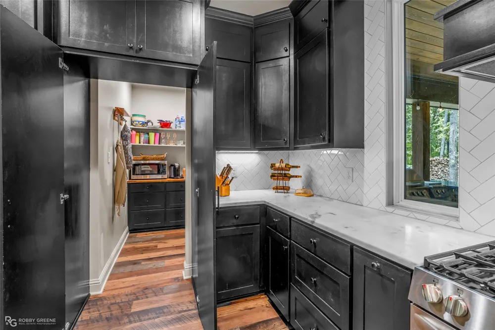 1652 Gravel Point Road Frierson, LA 71027
