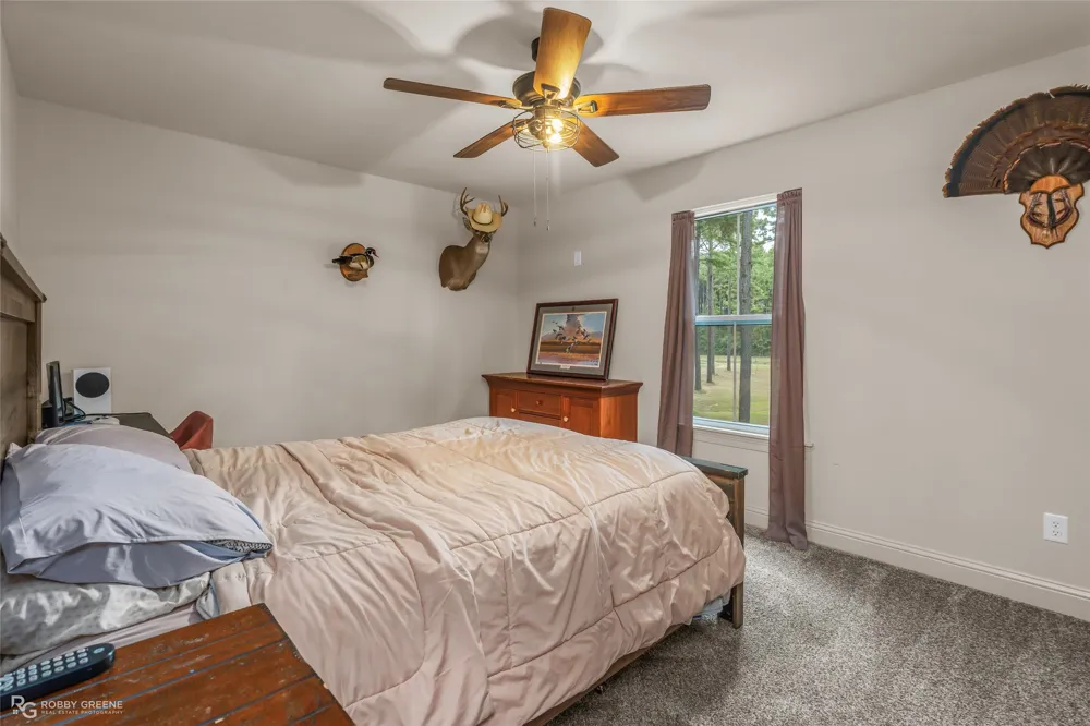 1652 Gravel Point Road Frierson, LA 71027