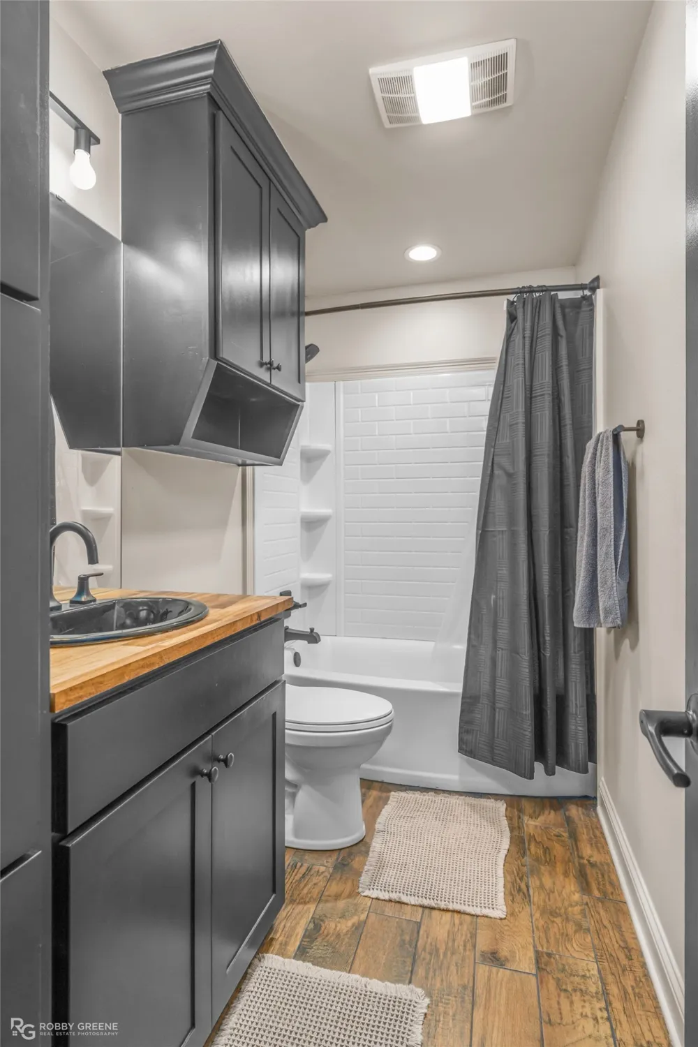 1652 Gravel Point Road Frierson, LA 71027