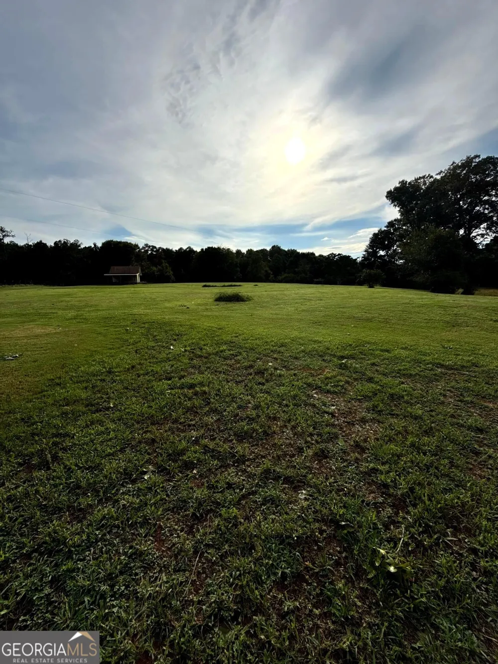 259 Lovers LN Union Point, GA 30669