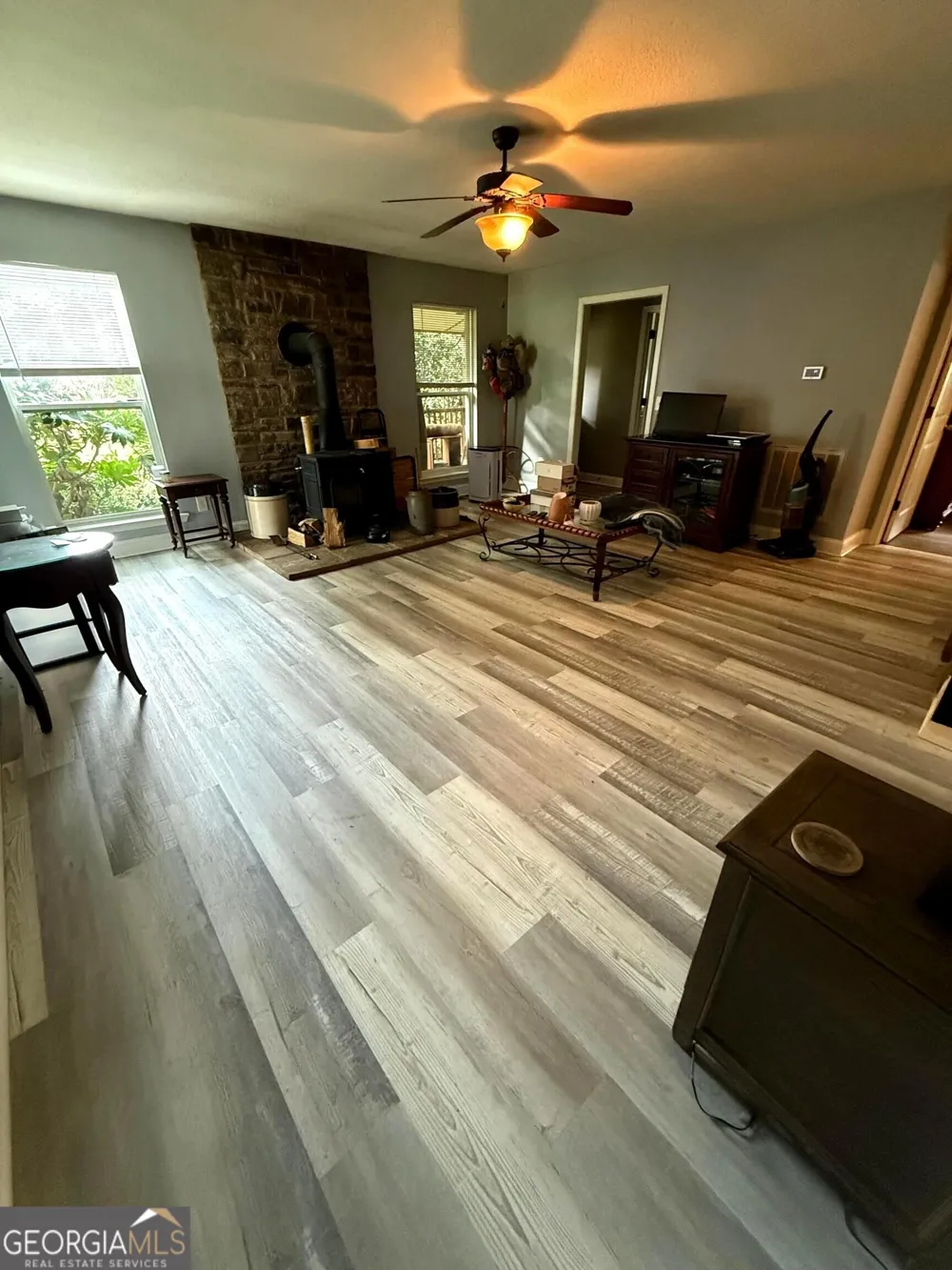 259 Lovers LN Union Point, GA 30669