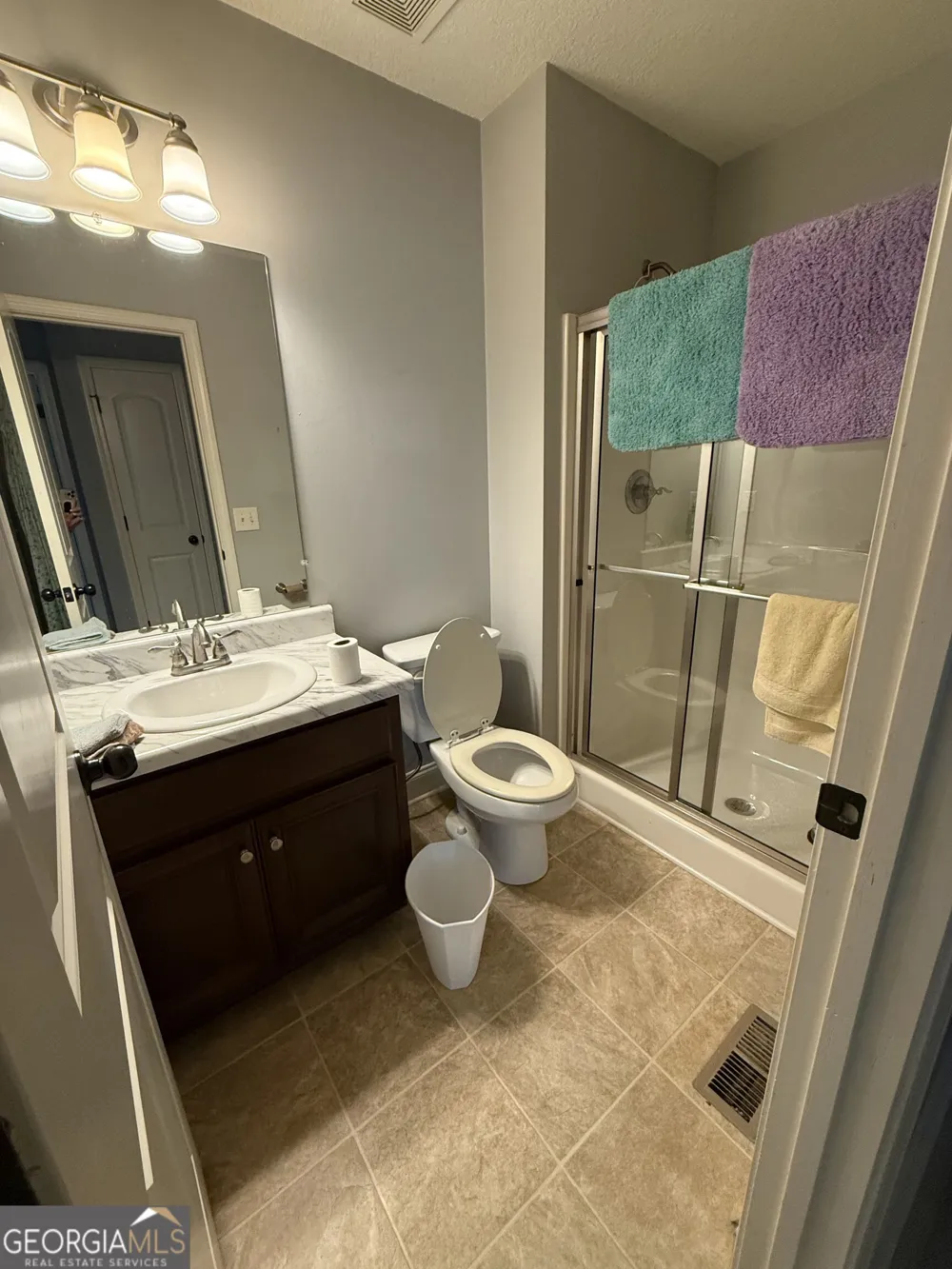 259 Lovers LN Union Point, GA 30669