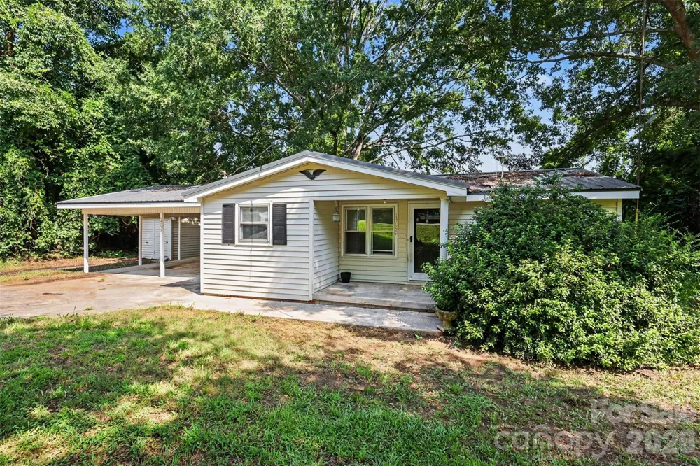 14059 W Highway 55 Highway Blacksburg, SC 29702