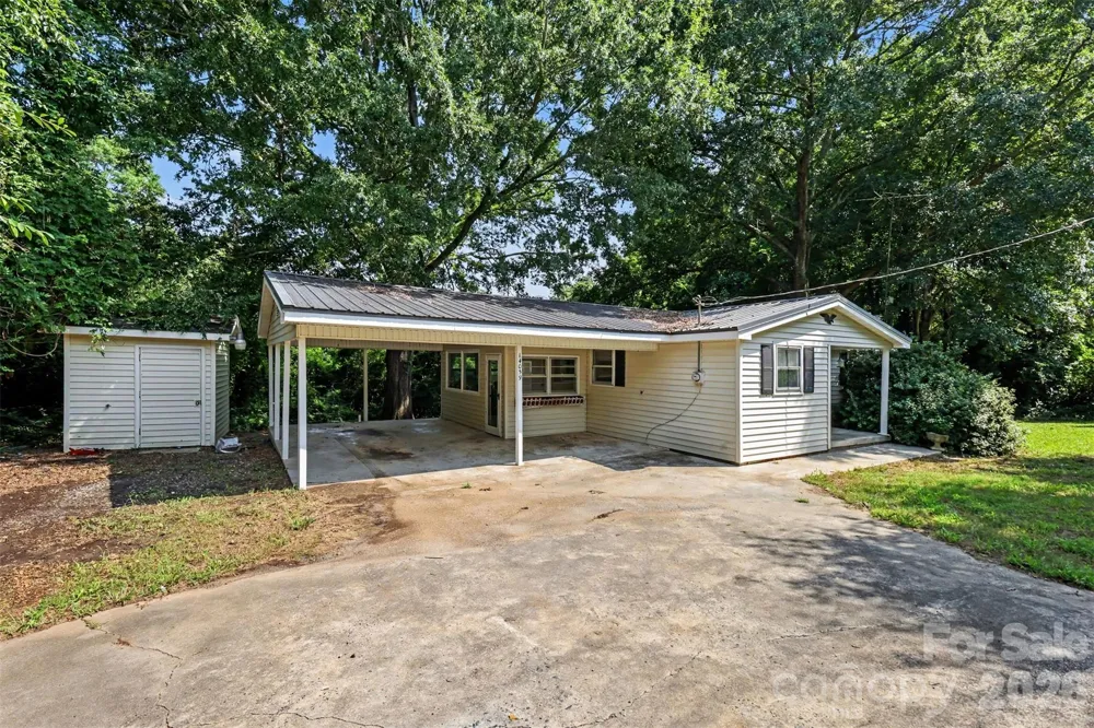 14059 W Highway 55 Highway Blacksburg, SC 29702