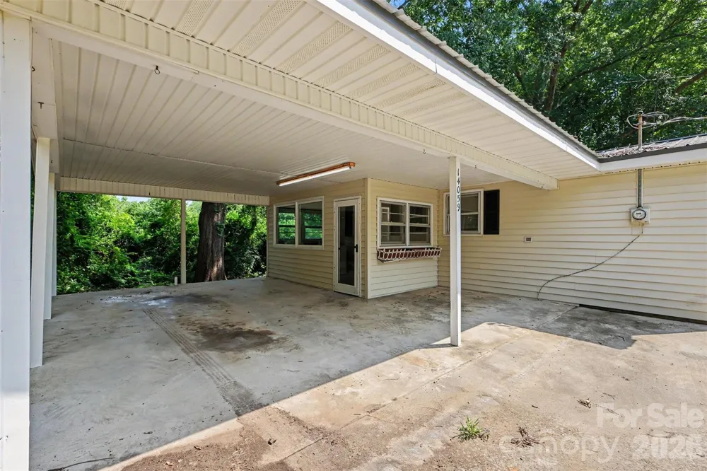 14059 W Highway 55 Highway Blacksburg, SC 29702