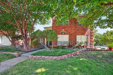 3300 Woodberry Lane