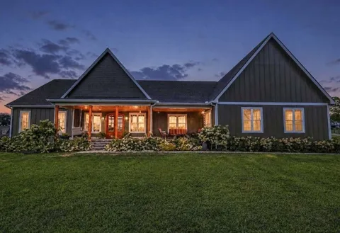 121 Wartrace Creek Rd