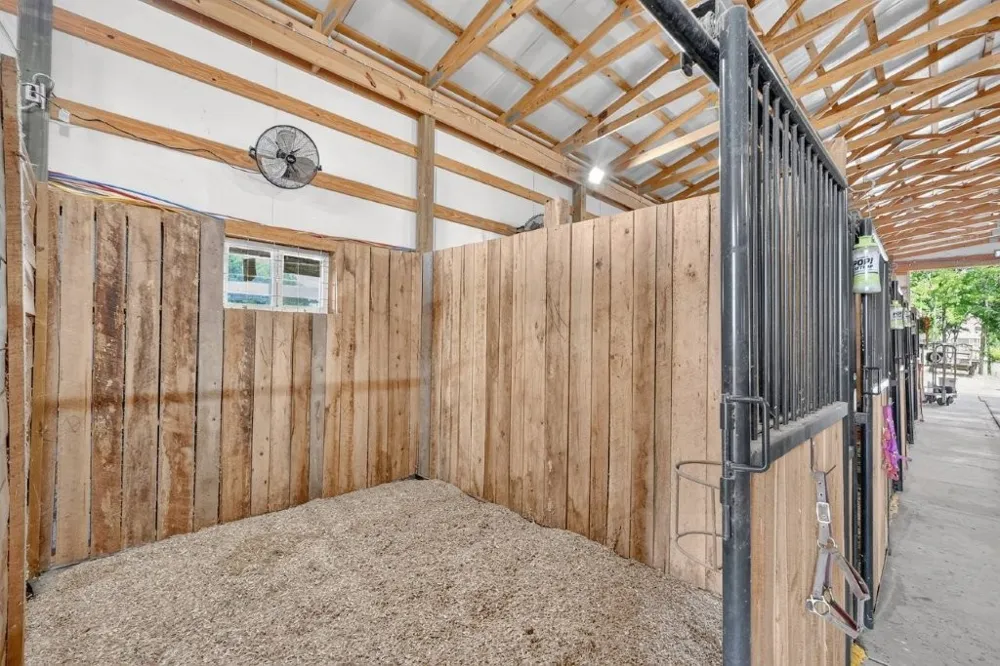 121 Wartrace Creek Rd Wartrace, TN 37183