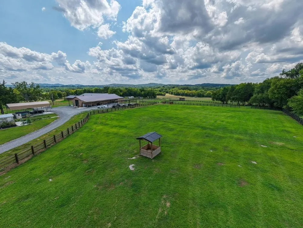 121 Wartrace Creek Rd Wartrace, TN 37183
