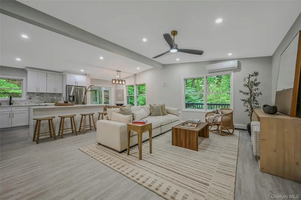 644 Bread And Cheese Hollow Road Northport, NY 11768