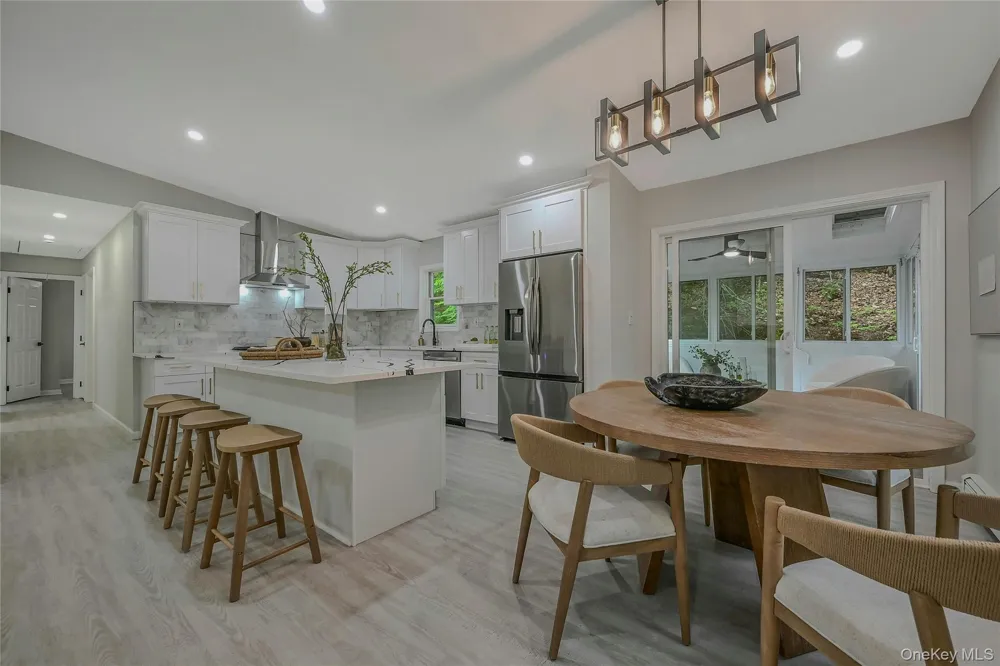 644 Bread And Cheese Hollow Road Northport, NY 11768
