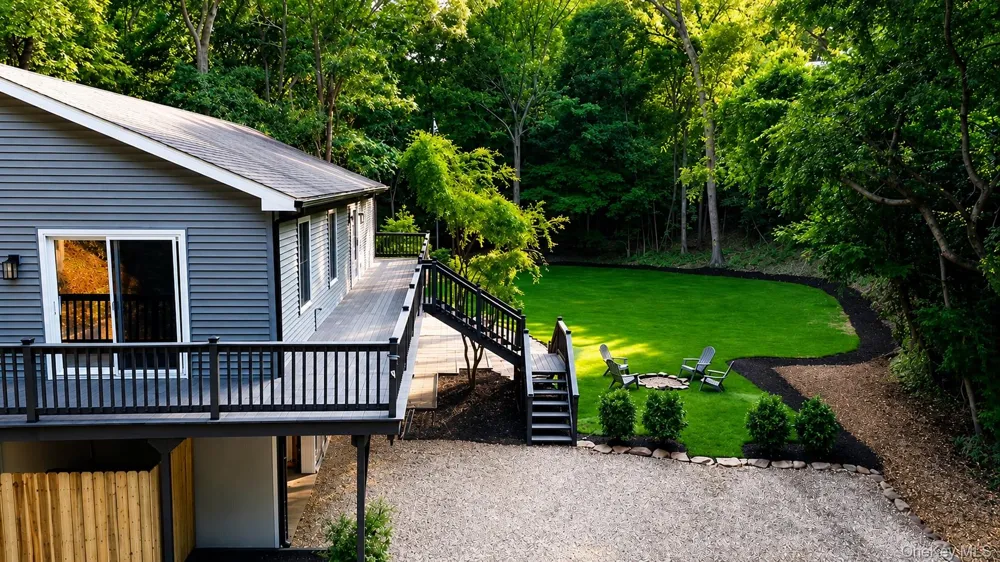 644 Bread And Cheese Hollow Road Northport, NY 11768