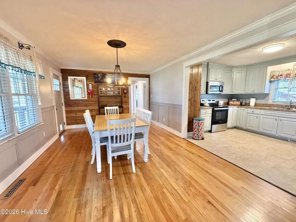 206 Crestwood Drive Snow Hill, NC 28580