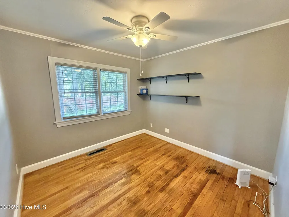 206 Crestwood Drive Snow Hill, NC 28580