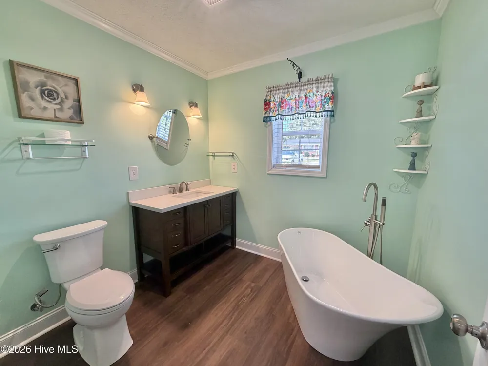 206 Crestwood Drive Snow Hill, NC 28580