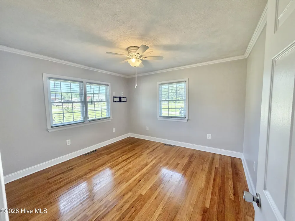 206 Crestwood Drive Snow Hill, NC 28580