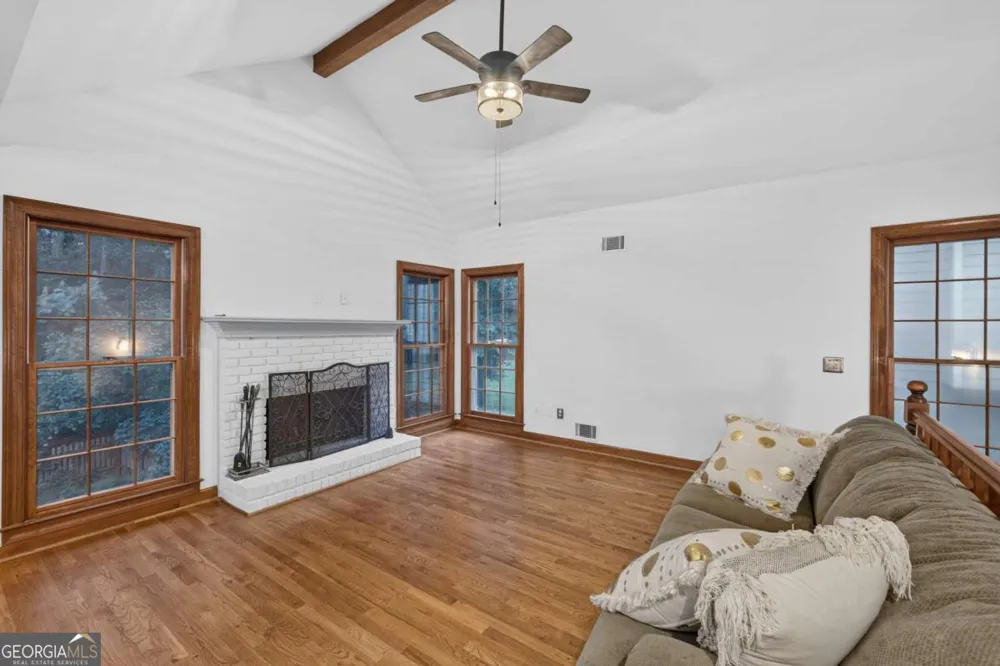 1105 Secret Cove DR Sugar Hill, GA 30518