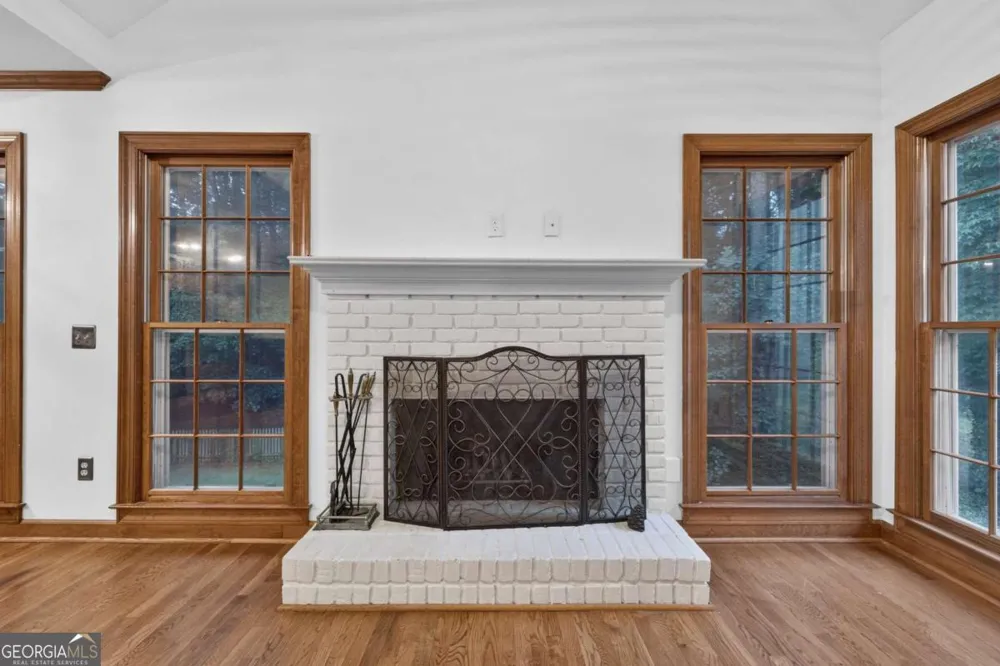 1105 Secret Cove DR Sugar Hill, GA 30518