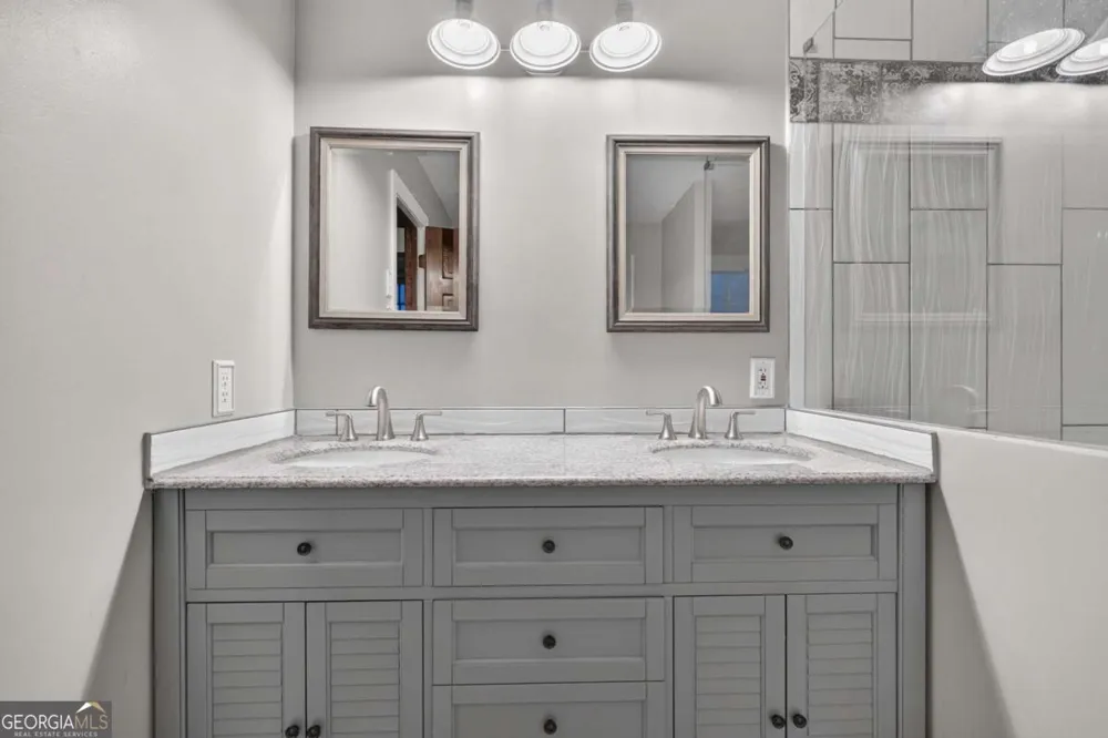 1105 Secret Cove DR Sugar Hill, GA 30518