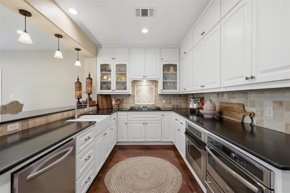 301 Stone Hill Drive #A Brenham, TX 77833