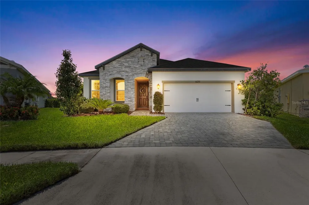 6211 SEA AIR DRIVE Apollo Beach, FL 33572
