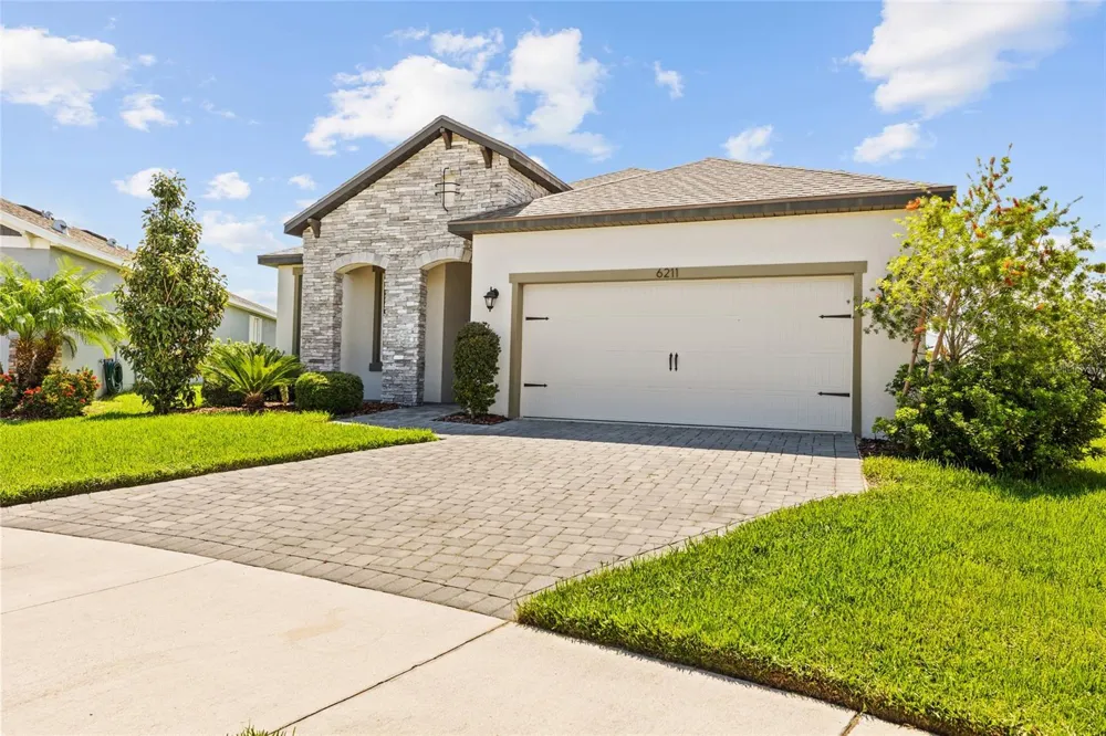 6211 SEA AIR DRIVE Apollo Beach, FL 33572