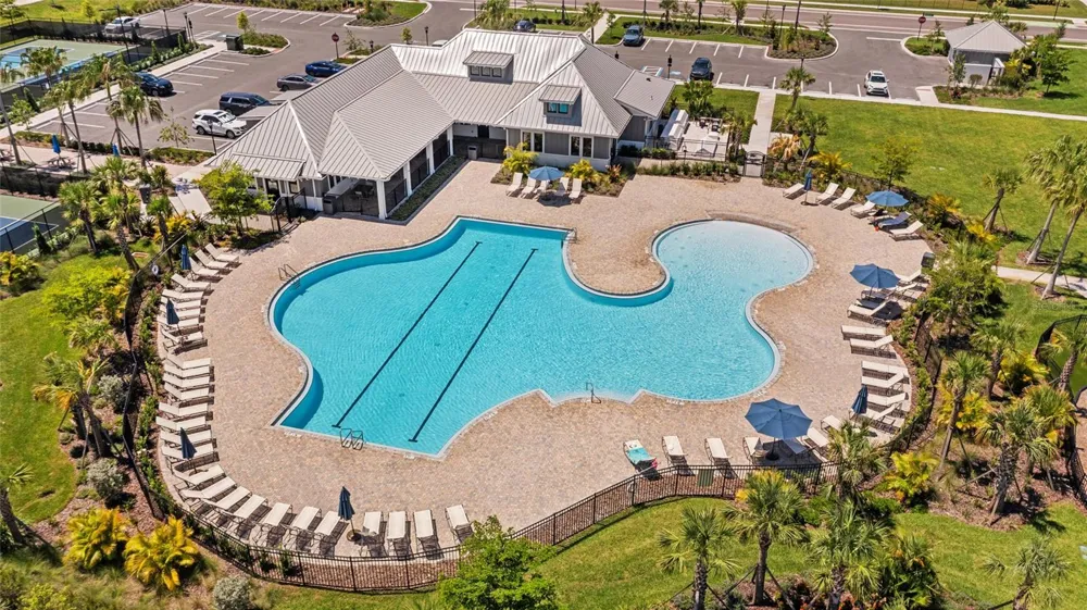 6211 SEA AIR DRIVE Apollo Beach, FL 33572