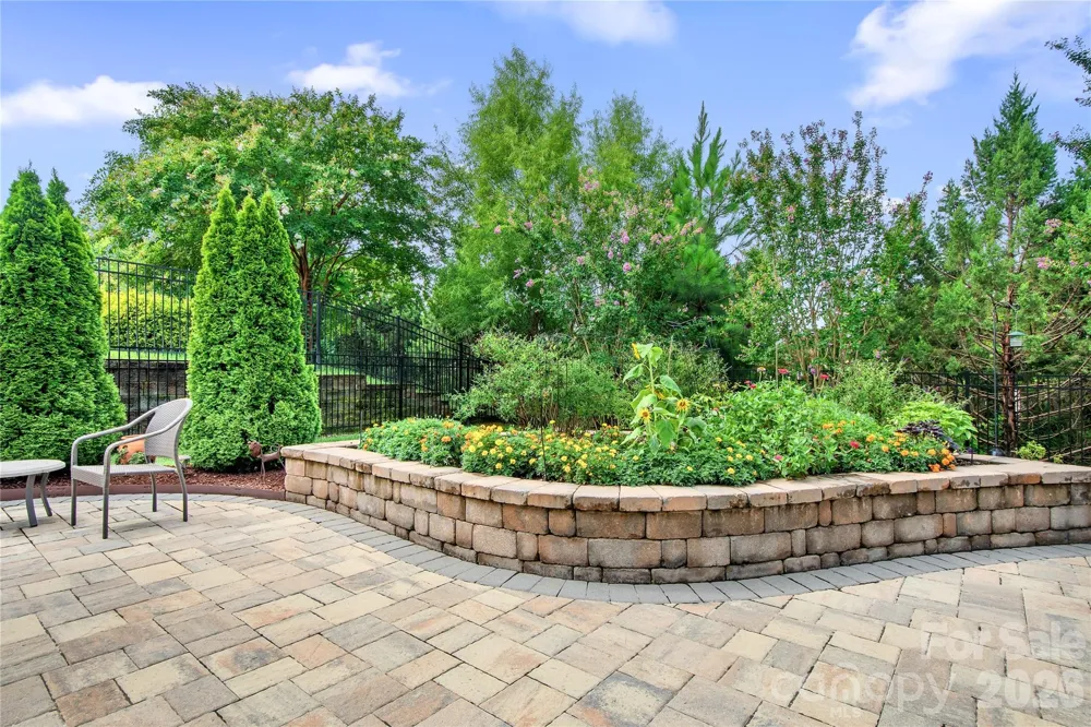 218 Stone Mountain Way Denver, NC 28037