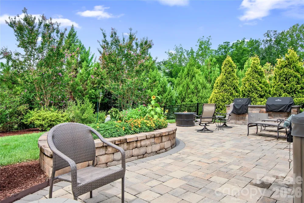 218 Stone Mountain Way Denver, NC 28037