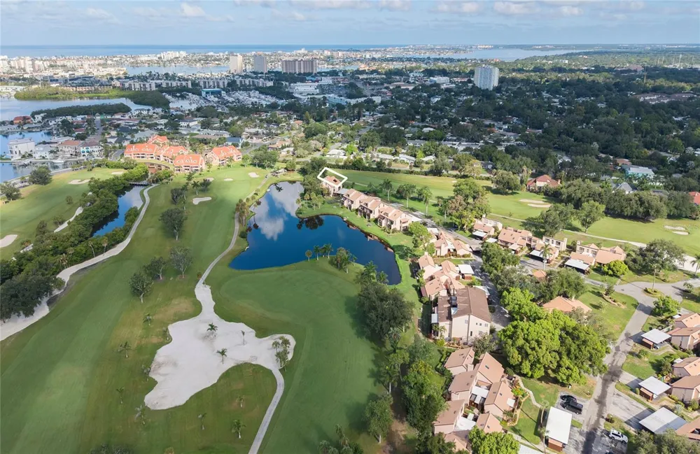 1328 PELICAN CREEK CROSSING #D St Petersburg, FL 33707