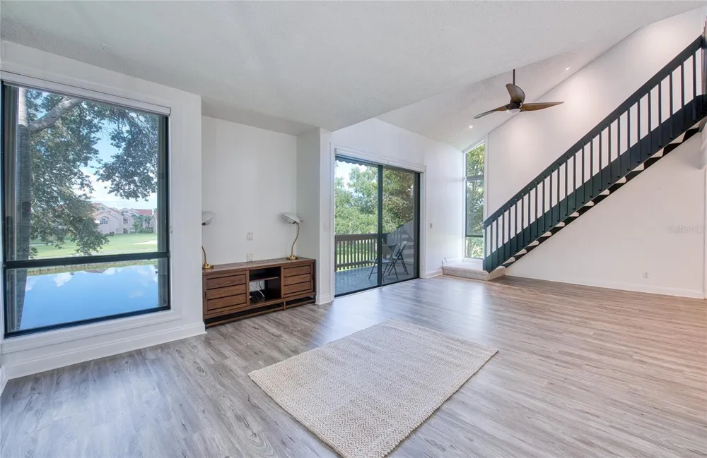 1328 PELICAN CREEK CROSSING #D St Petersburg, FL 33707