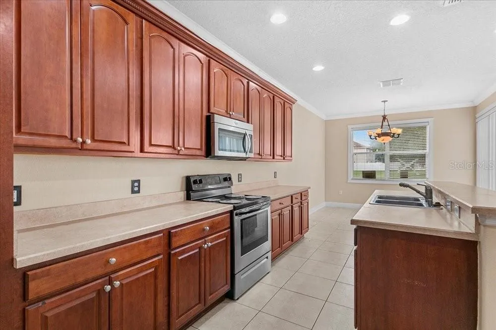 3949 GOLDEN FINCH WAY Kissimmee, FL 34746