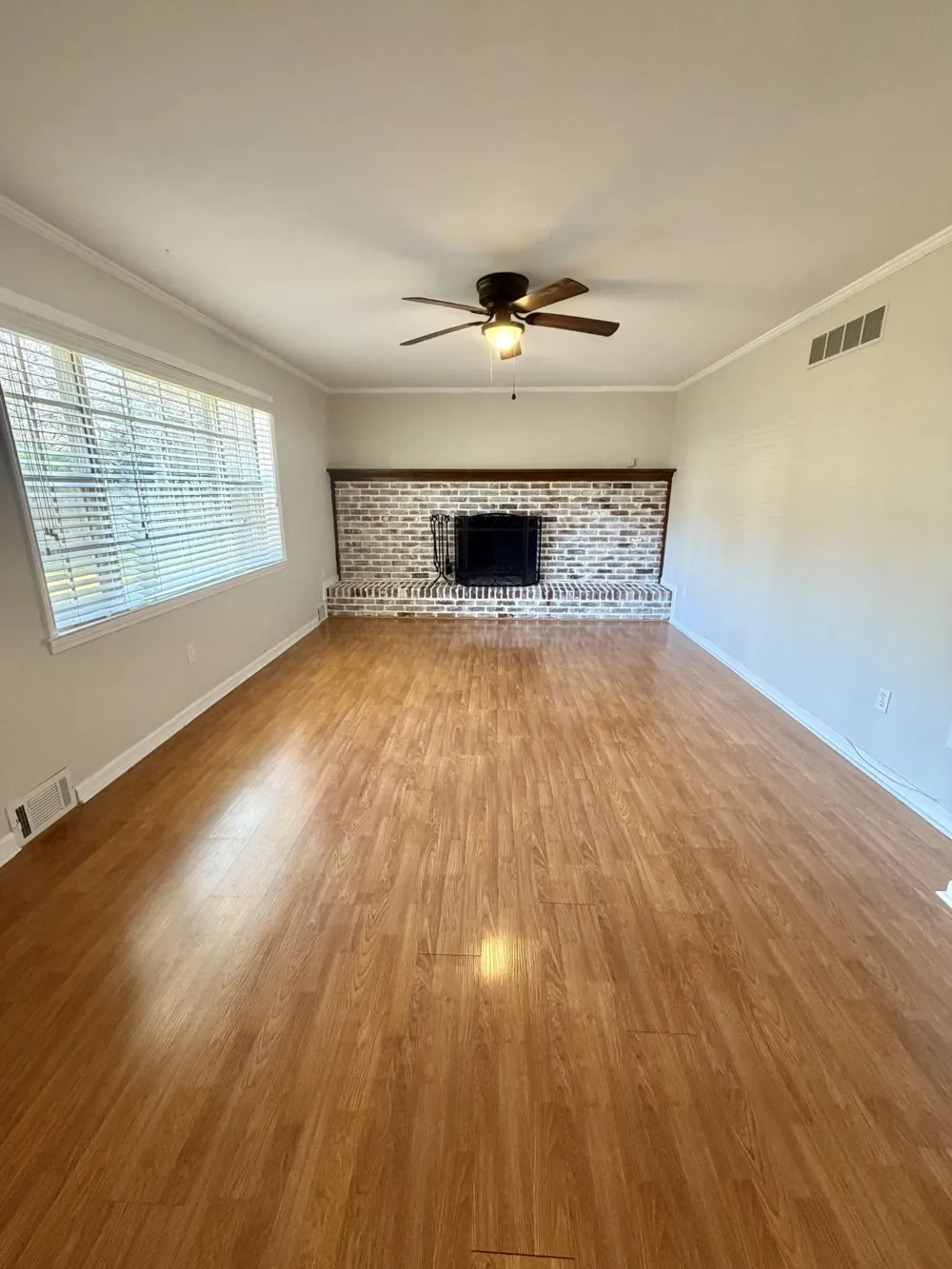 6092 Macinness Dr Memphis, TN 38119