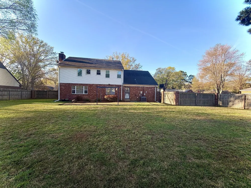 6092 Macinness Dr Memphis, TN 38119