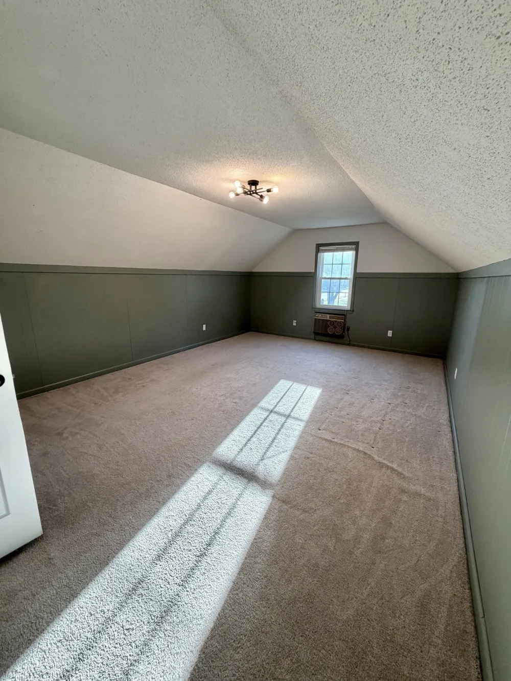 6092 Macinness Dr Memphis, TN 38119