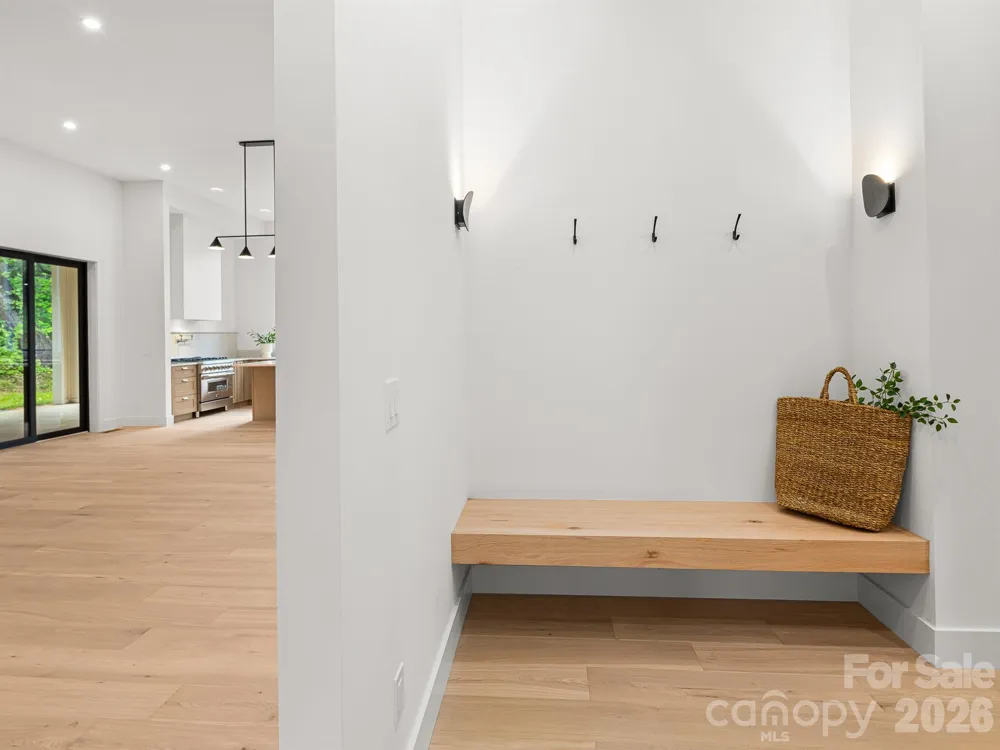 25 Copper Mill Court Candler, NC 28715