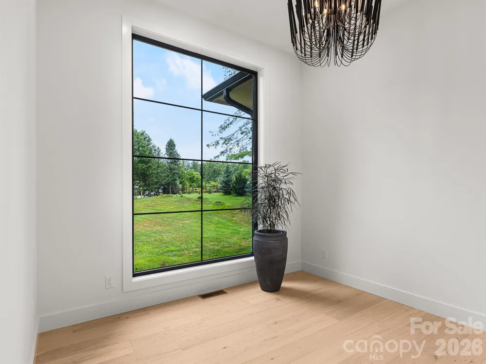 25 Copper Mill Court Candler, NC 28715
