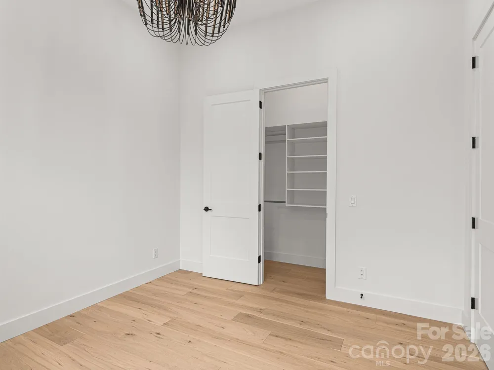 25 Copper Mill Court Candler, NC 28715