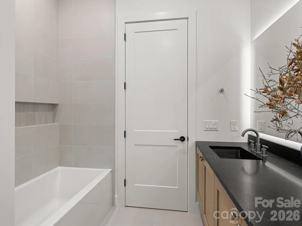 25 Copper Mill Court Candler, NC 28715