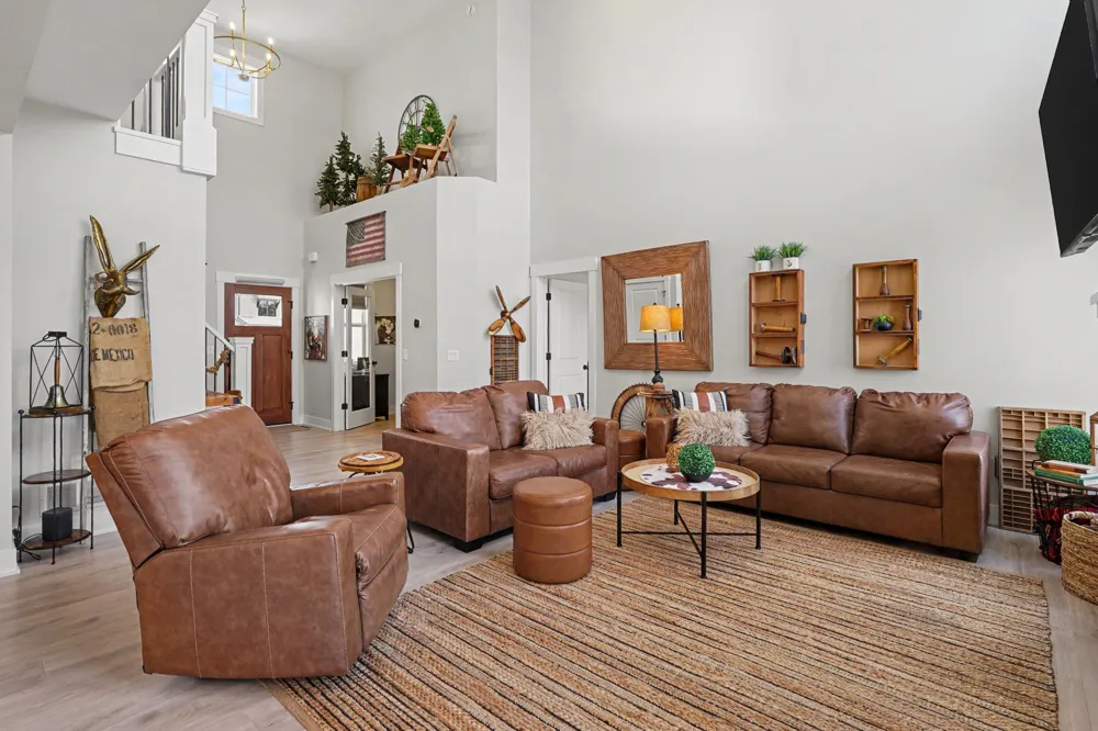 12623 Manchester Drive Grand Haven, MI 49417