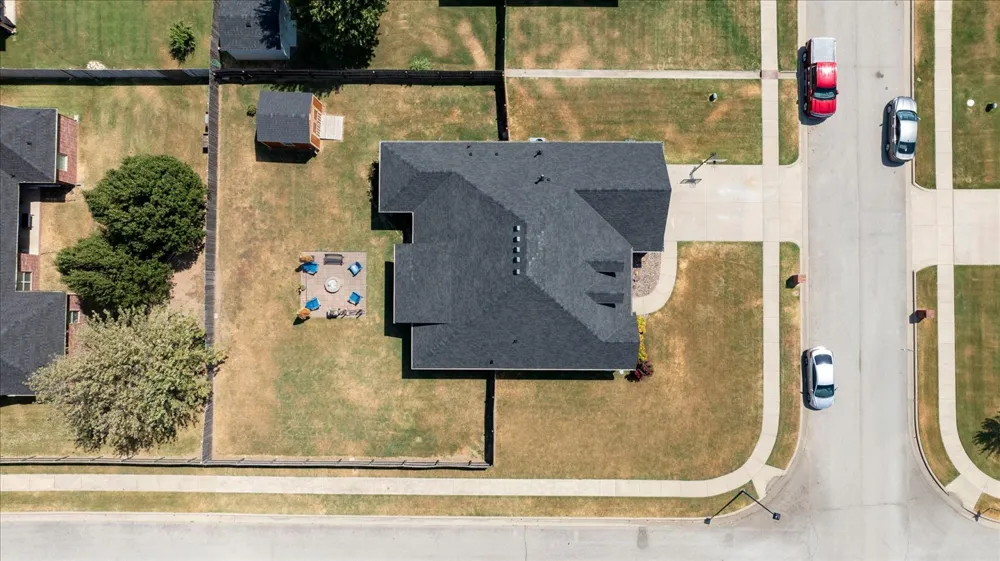 5402 Aspen Avenue Bartlesville, OK 74006