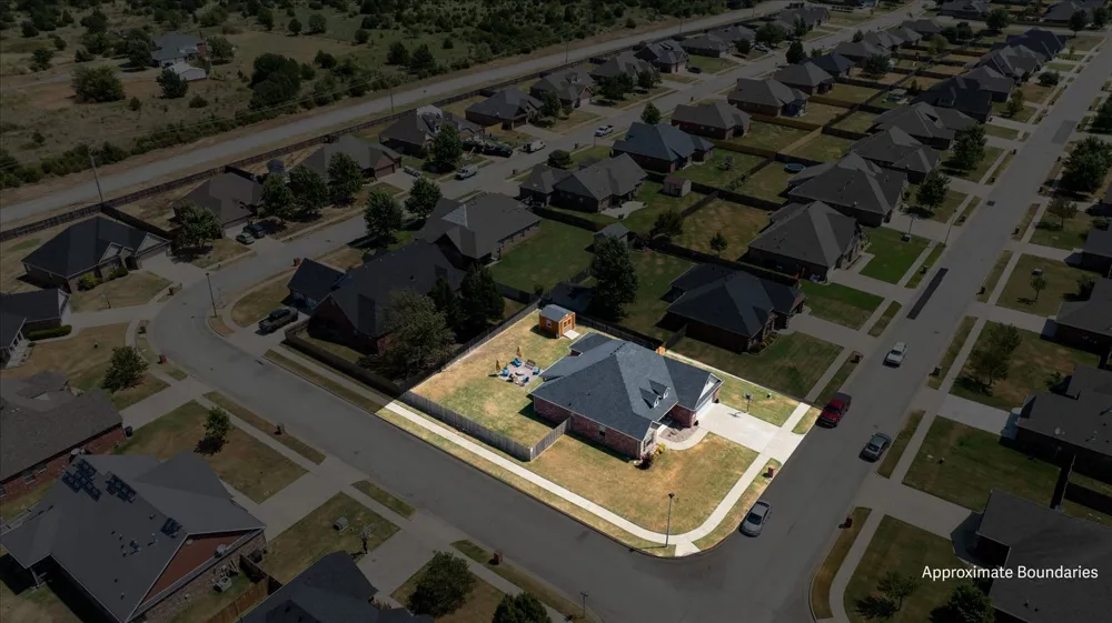 5402 Aspen Avenue Bartlesville, OK 74006
