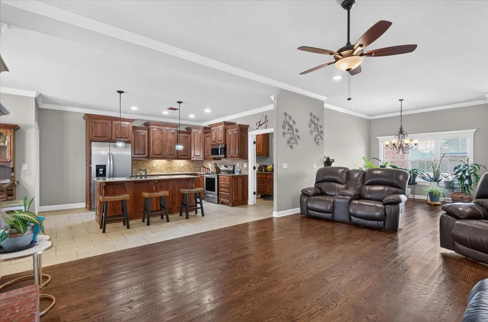 5402 Aspen Avenue Bartlesville, OK 74006