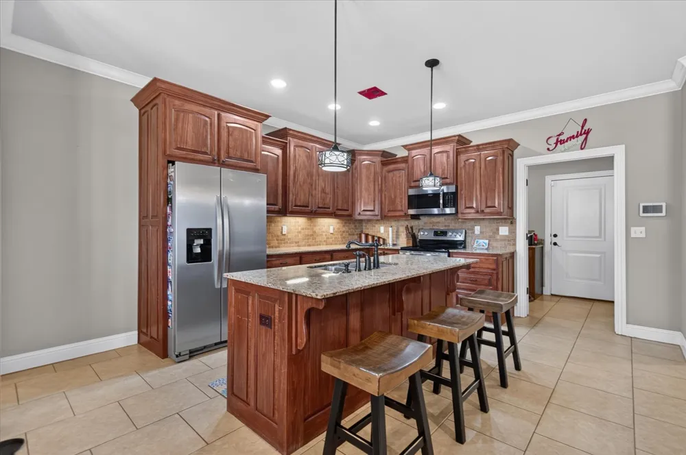 5402 Aspen Avenue Bartlesville, OK 74006