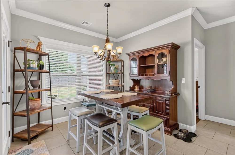 5402 Aspen Avenue Bartlesville, OK 74006