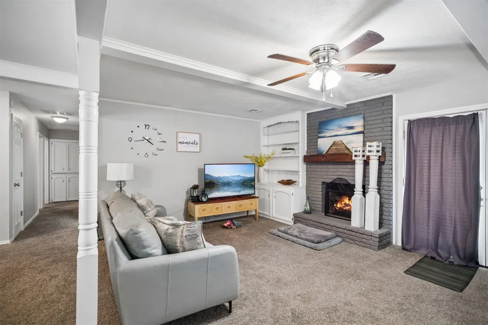 710 Martin Circle Sand Springs, OK 74063