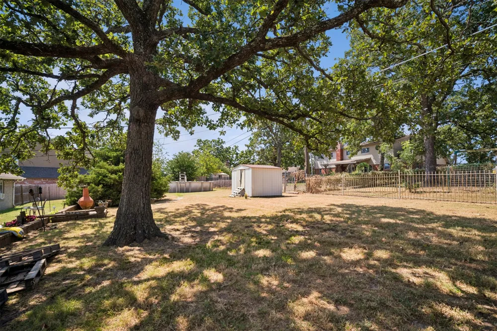 710 Martin Circle Sand Springs, OK 74063